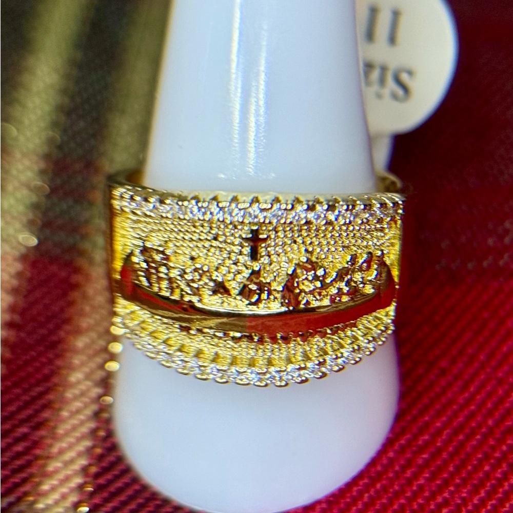 Gold and Red Women's Ring